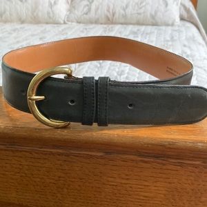 Women’s navy leather COACH belt